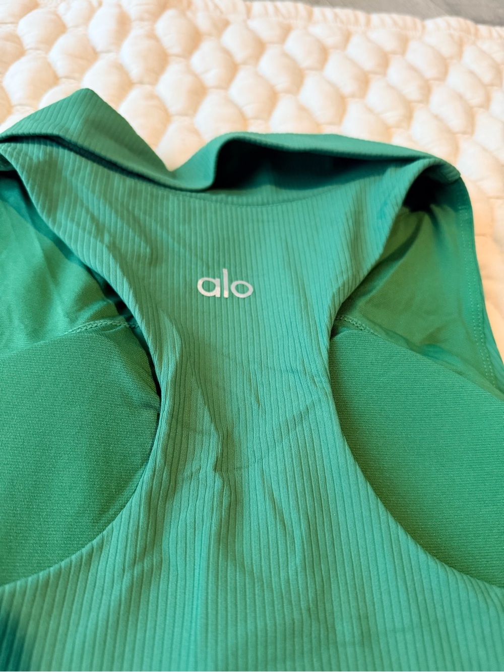 ALO Yoga Green Pleated Polo Set with White Striped Waistband - Picture 4 of 4